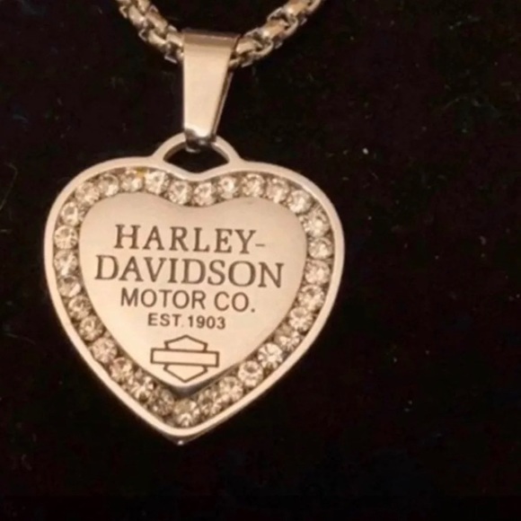 Harley-Davidson Jewelry - - HD Custom Valentines Gift Heart Necklace